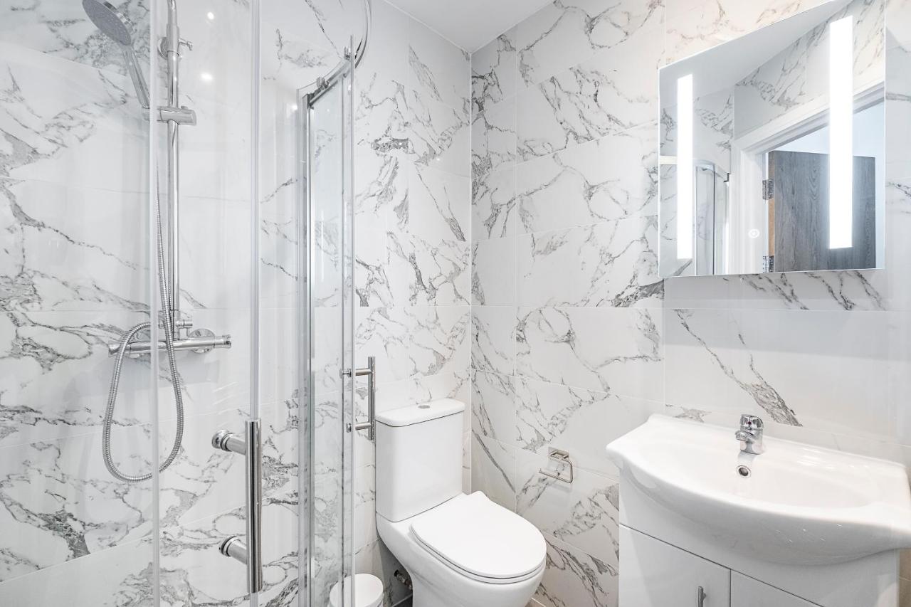 En Rooms, Tufnell Park - Sk * London