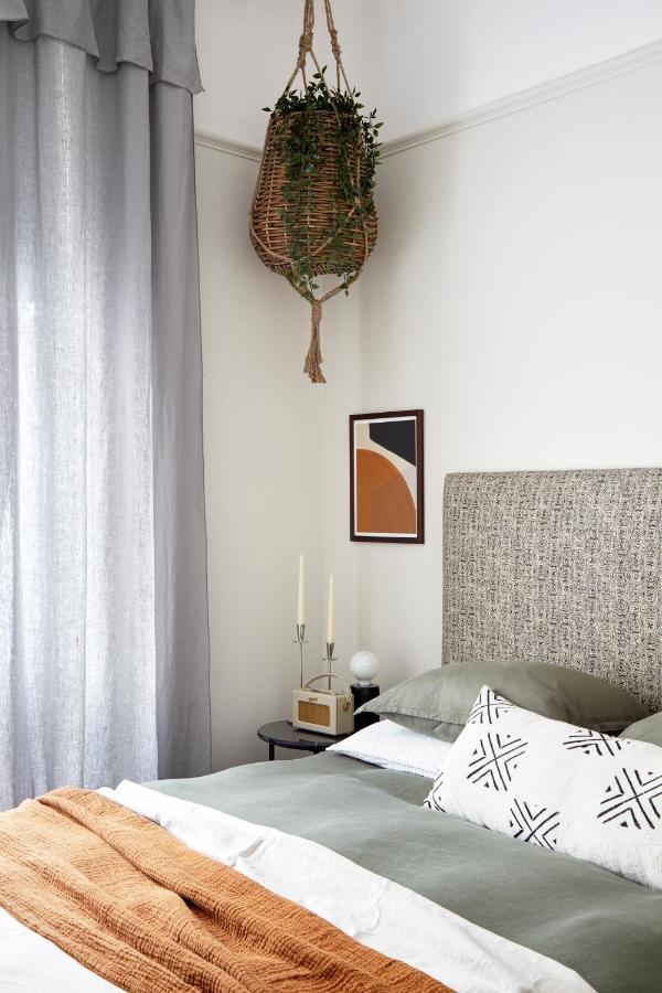 Modern 1 Bedroom - Minutes From Angel Tube St. Apartment London
