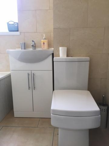 Private @ London-stratford. Guest house *