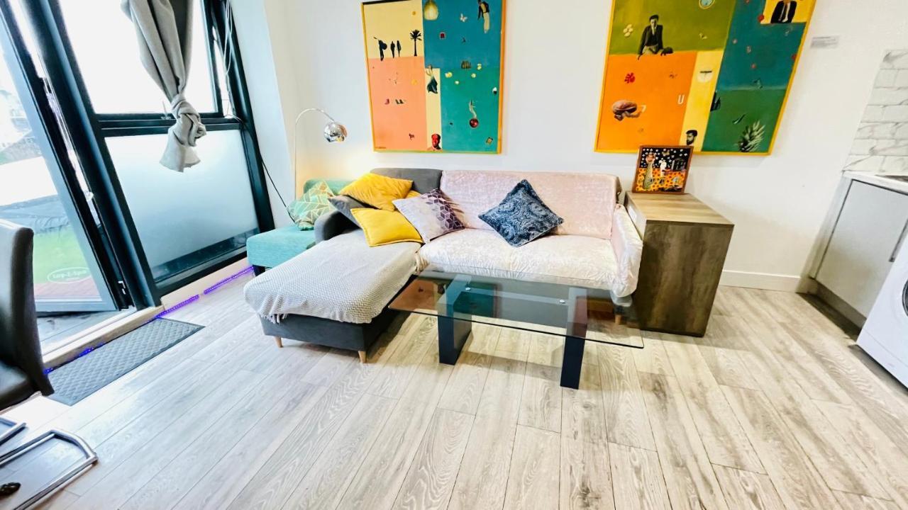 Brick Lane Living Quarters Apartment London