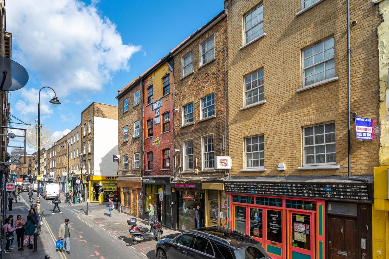 2 Bedroom Roof Terrace With Sauna Jakuzzi And Outdoor Cinema London
