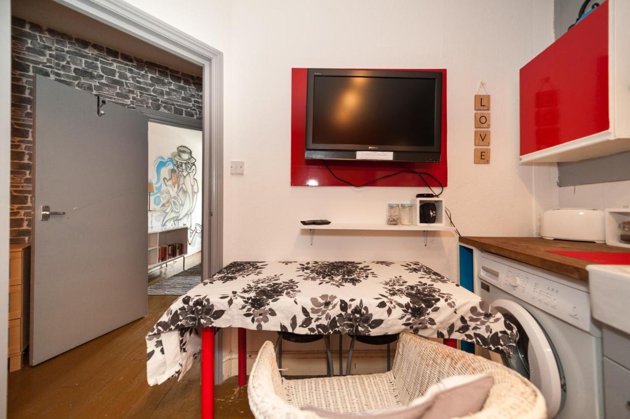 2 Bedroom Roof Terrace With Sauna Jakuzzi And Outdoor Cinema Apartment *