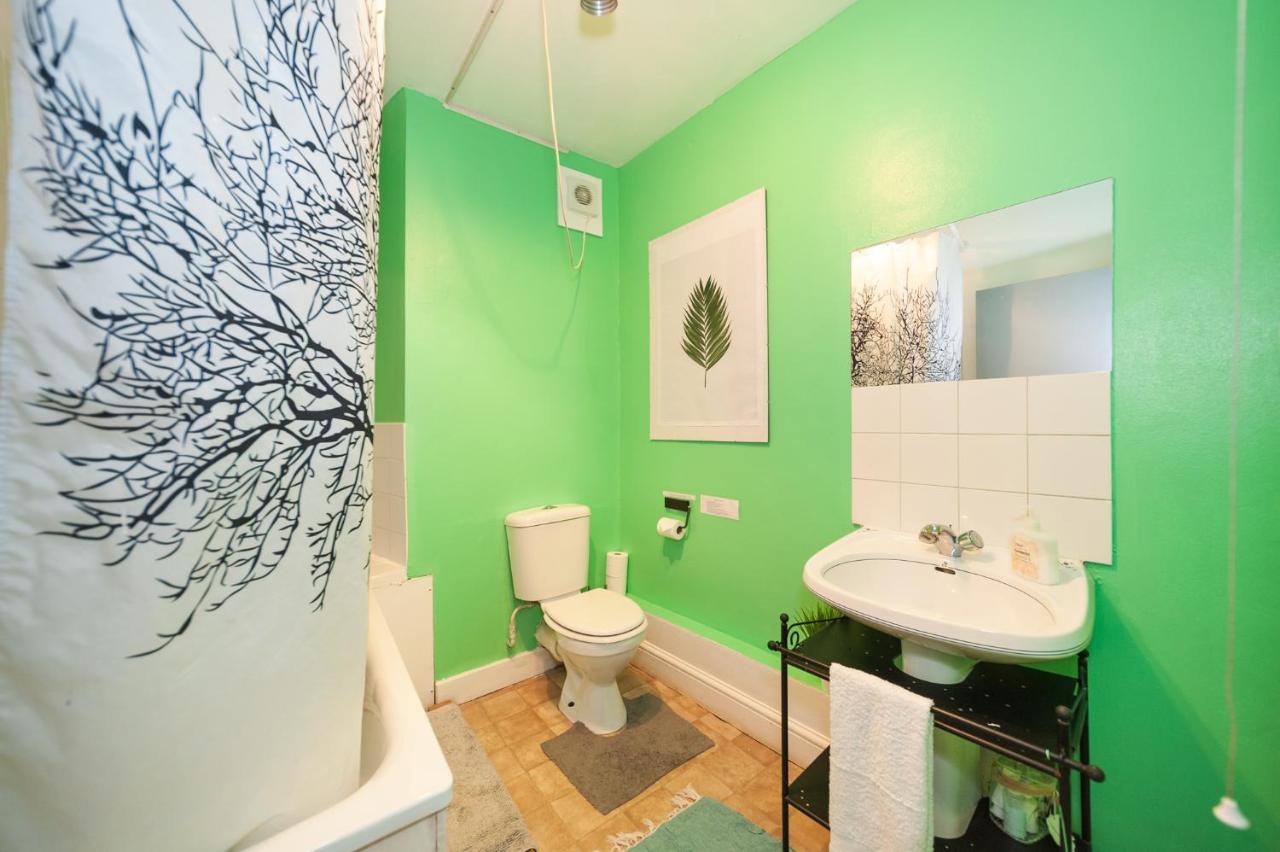 2 Bedroom Roof Terrace With Sauna Jakuzzi And Outdoor Cinema Apartment