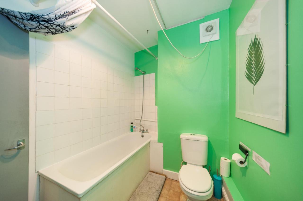 2 Bedroom Roof Terrace With Sauna Jakuzzi And Outdoor Cinema * London