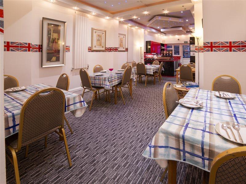 Anchor Hotel 3*
