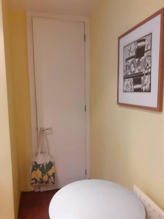 3 Bed With Garden In Zone One Se1 Apartment London