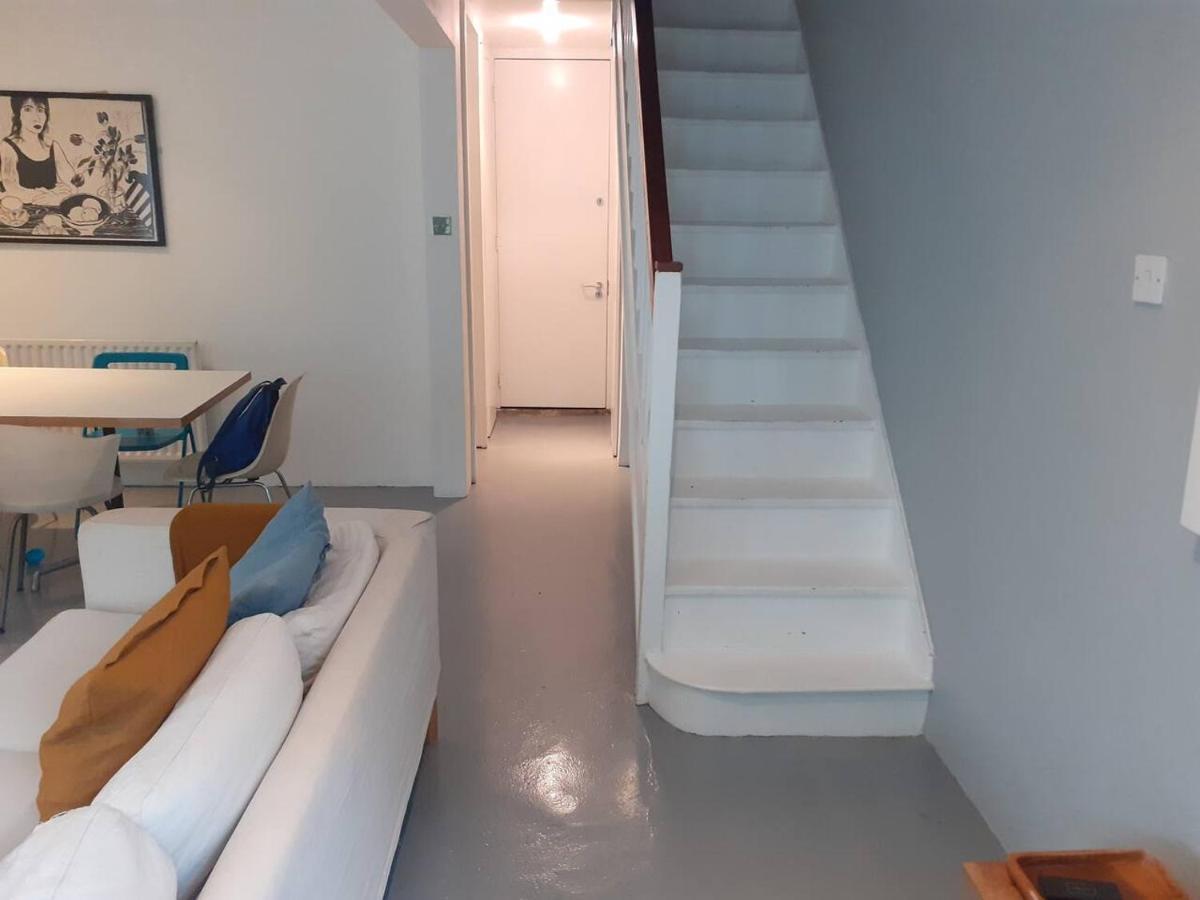3 Bed With Garden In Zone One Se1 Apartment London