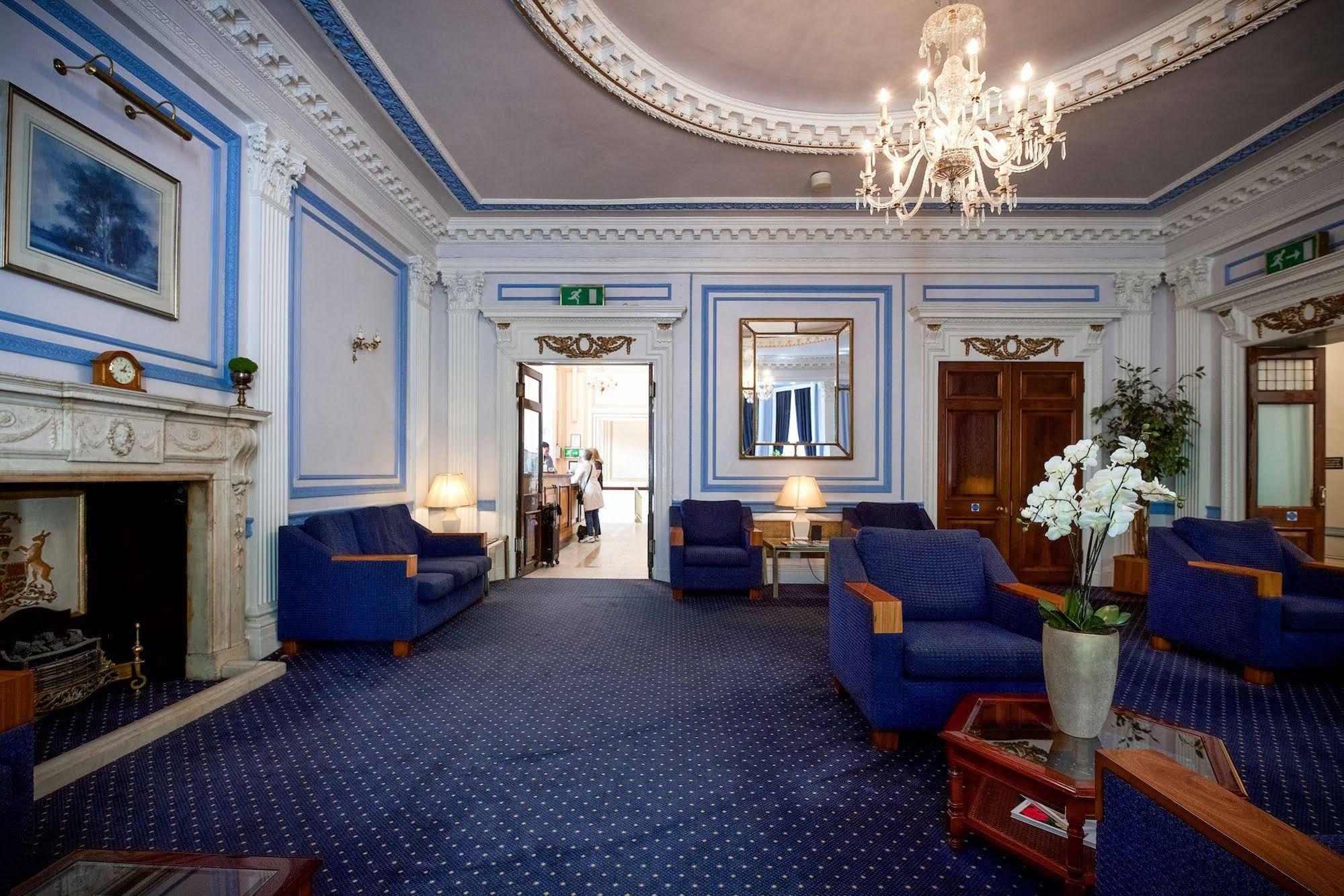 Hotel The Columbia London