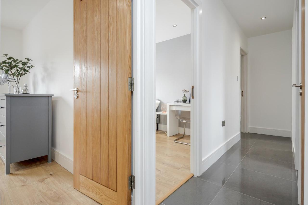 Luxury Chic Near Canary Wharf, Excel, O2 & Stratford *