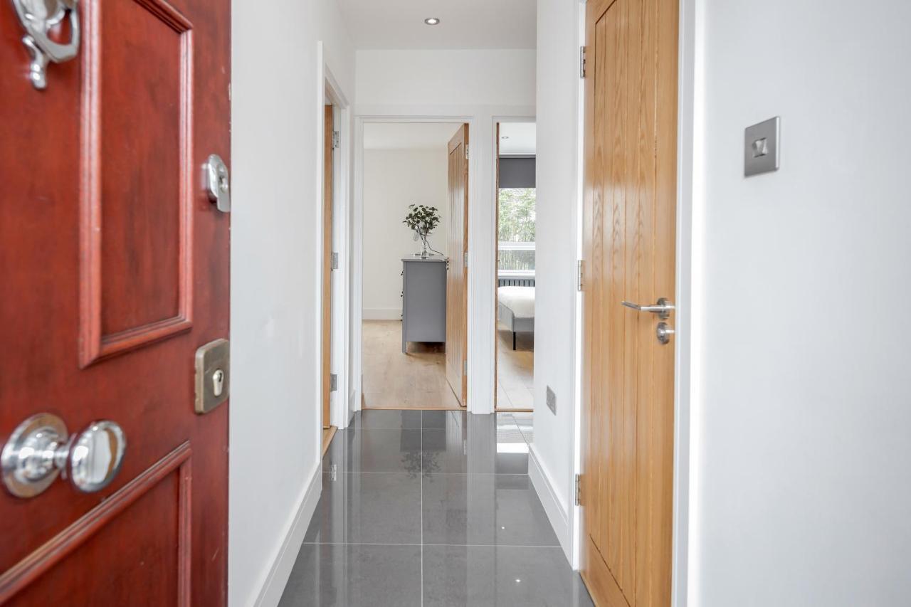Luxury Chic Near Canary Wharf, Excel, O2 & Stratford * London