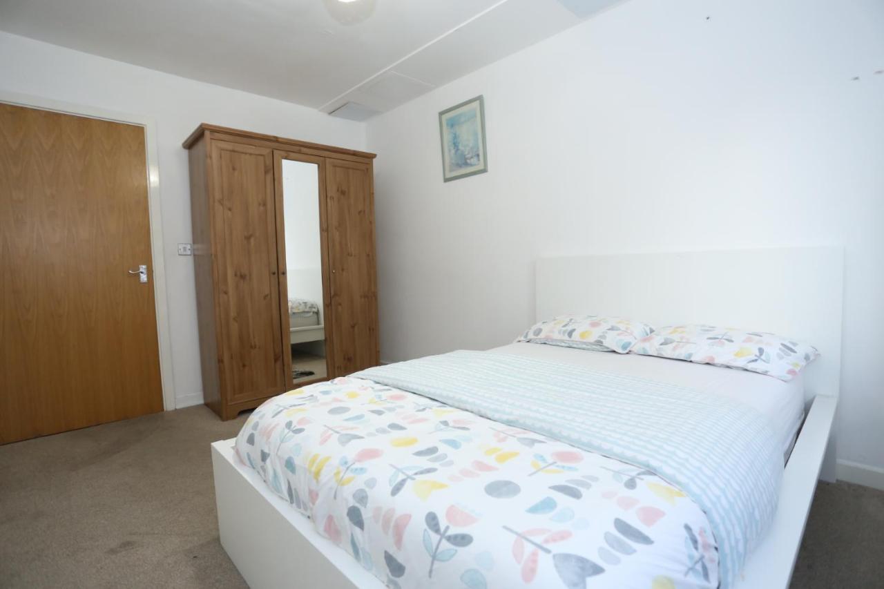 Bridge House Apartment London