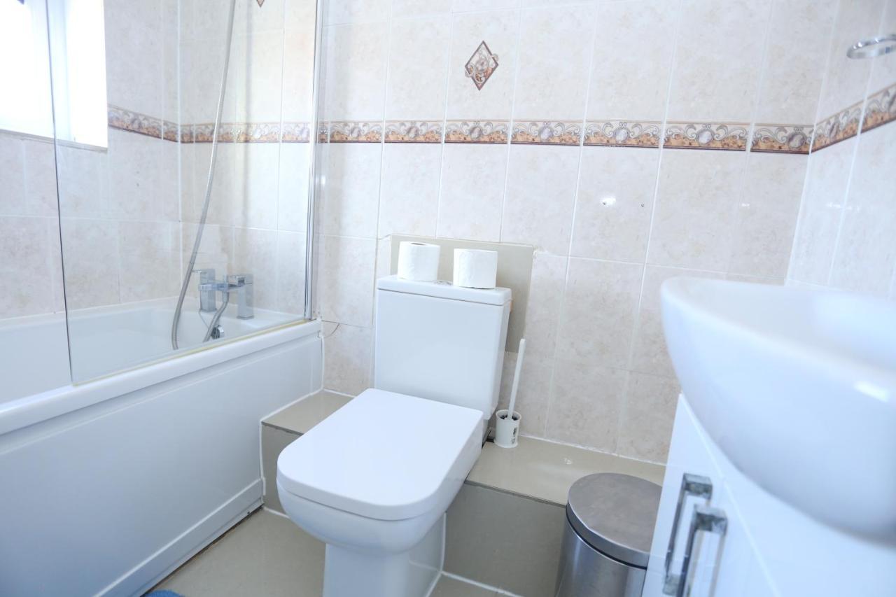 Casa de férias Beautiful 3 Beds House West Thamesmead London *