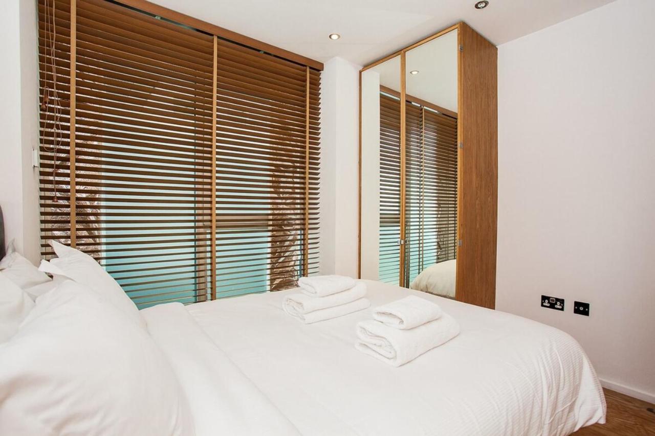Incredible And Modern Central 1 Bedroom - Bridge Apartment *