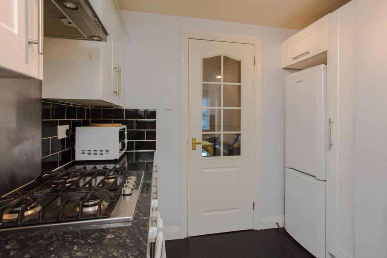 Apartment Contemporary 1bedroom Flat In Camberwell Oval London