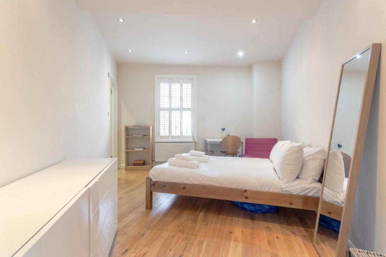 Apartment Fantastic 2 Bedroom In London