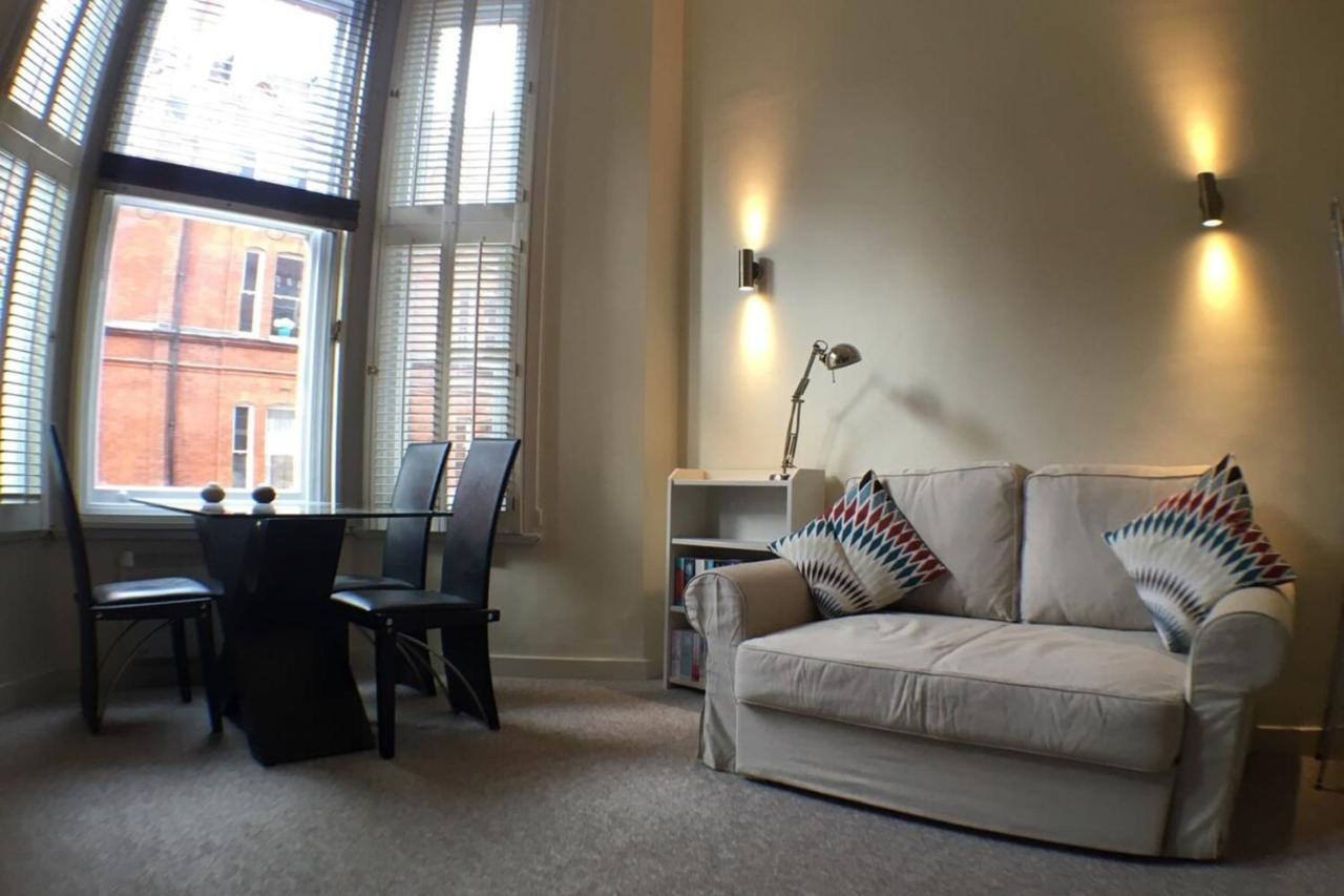 Modern 1 Bed Flat In Knightsbridge
