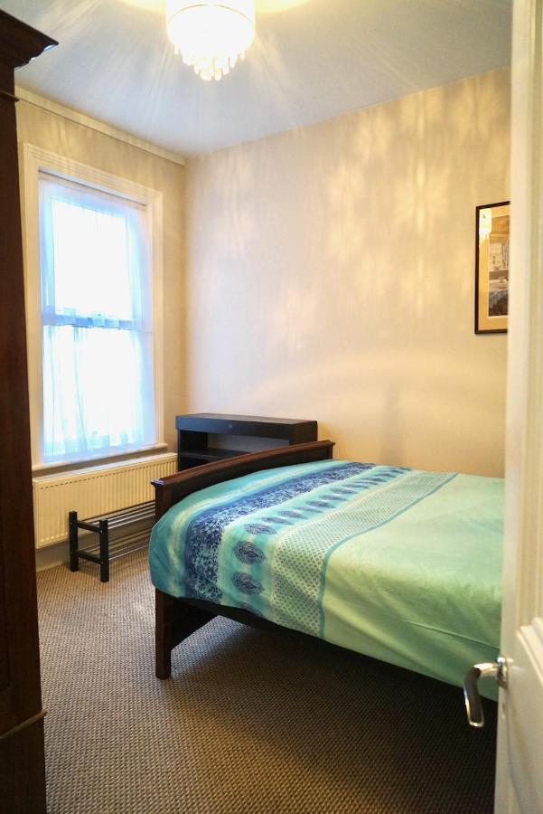 Guest house Tottenham Stadium Double London