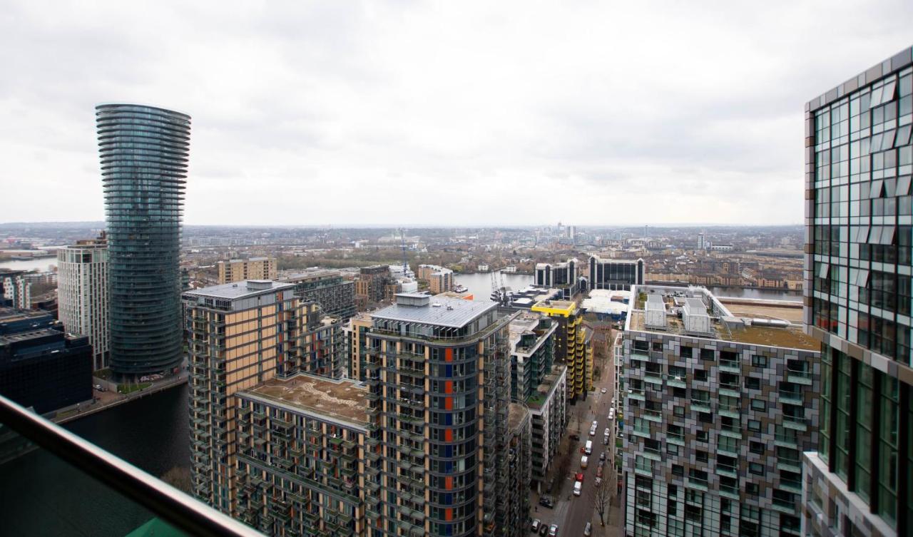 Charles Hope Canary Wharf South Quay * Londres
