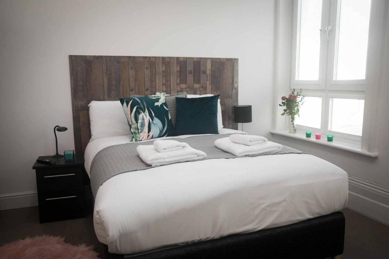 Greenwich Serviced * London