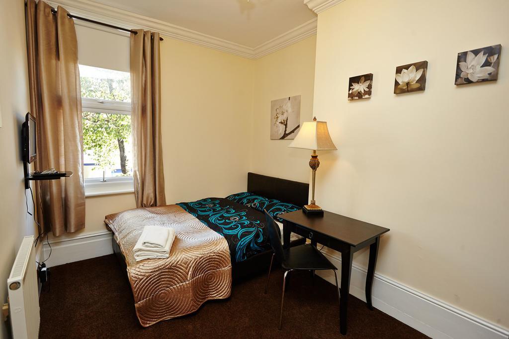 Easyroomlet London