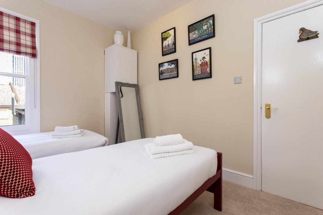 Apartment Quaint 2 Bedroom Flat - 9 Minutes Walk To Vauxhall Tube London
