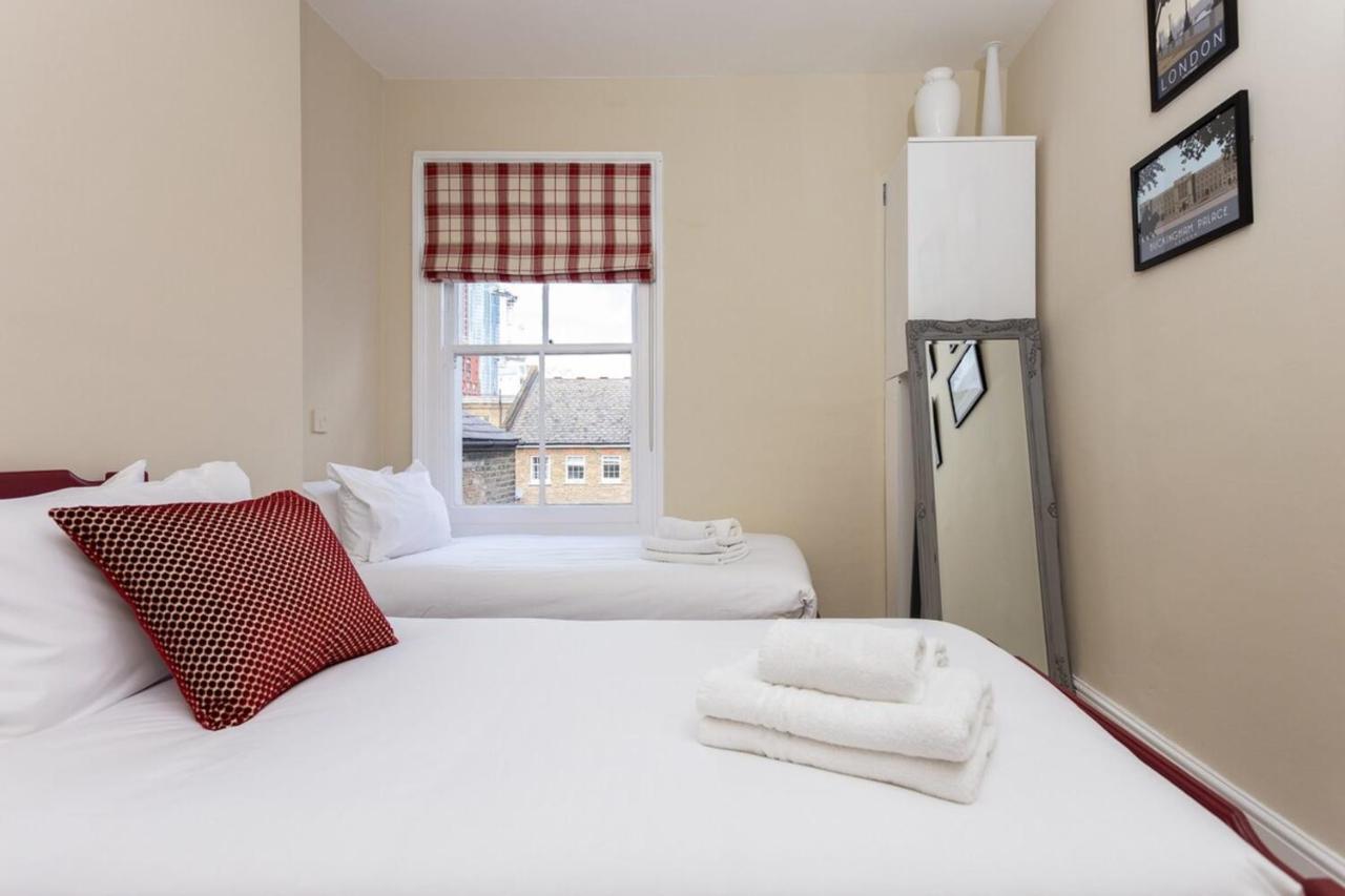 Quaint 2 Bedroom Flat - 9 Minutes Walk To Vauxhall Tube Apartment London