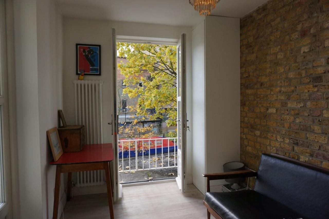 Apartment Beautiful Canalside 1-bedroom Flat With Terrace *