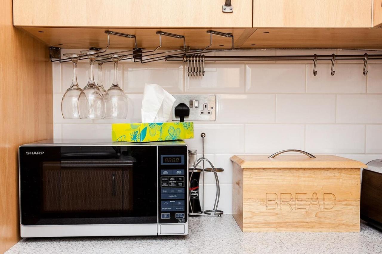 Stylish One Bedroom Flat In Vauxhall *