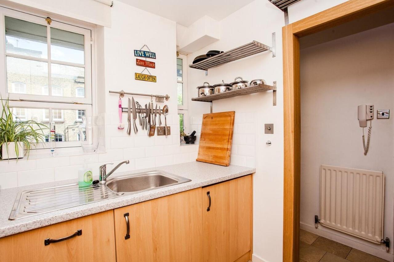 Stylish One Bedroom Flat In Vauxhall London