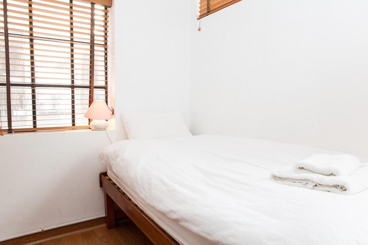 Apartment Spectacular 4-bedroom Close To Eye London