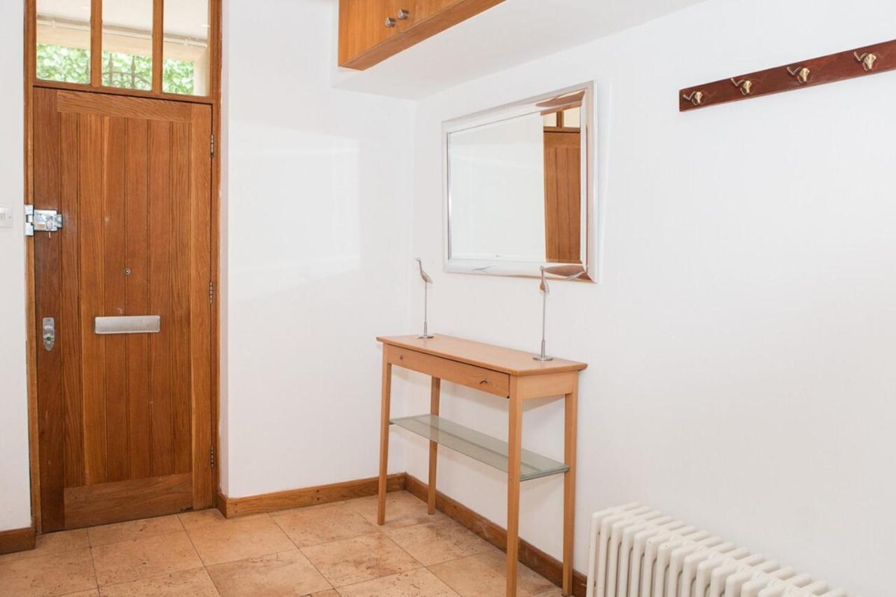 Spectacular 4-bedroom Close To Eye * London
