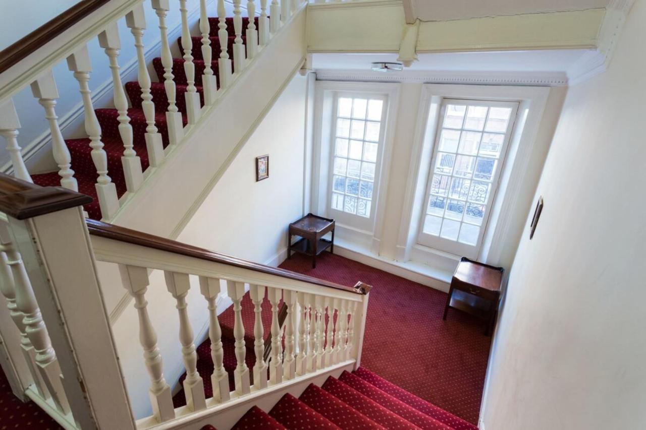 Modern 1 Bed Flat In Knightsbridge Apartment