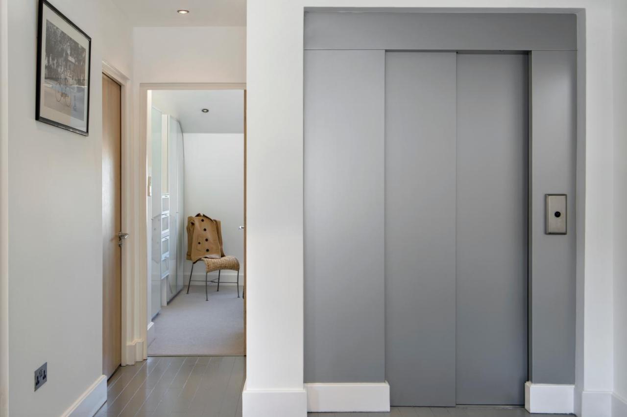 Aparthotel Nevern Place By Supercity 4*
