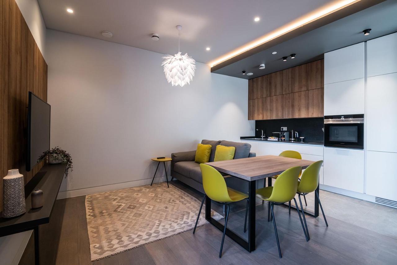 Mirabilis - Bayham Place Apartment