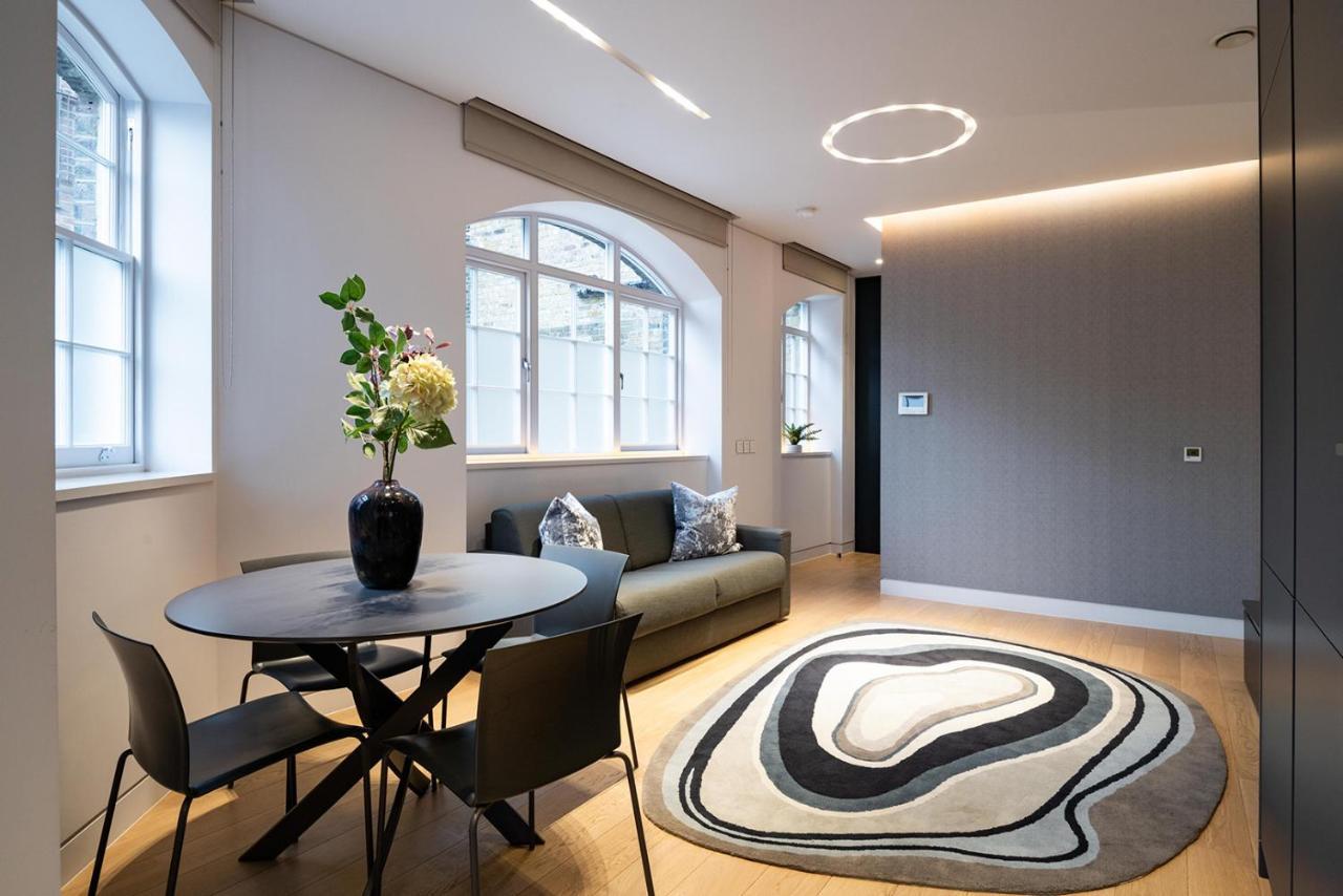 Mirabilis - Bayham Place Apartment