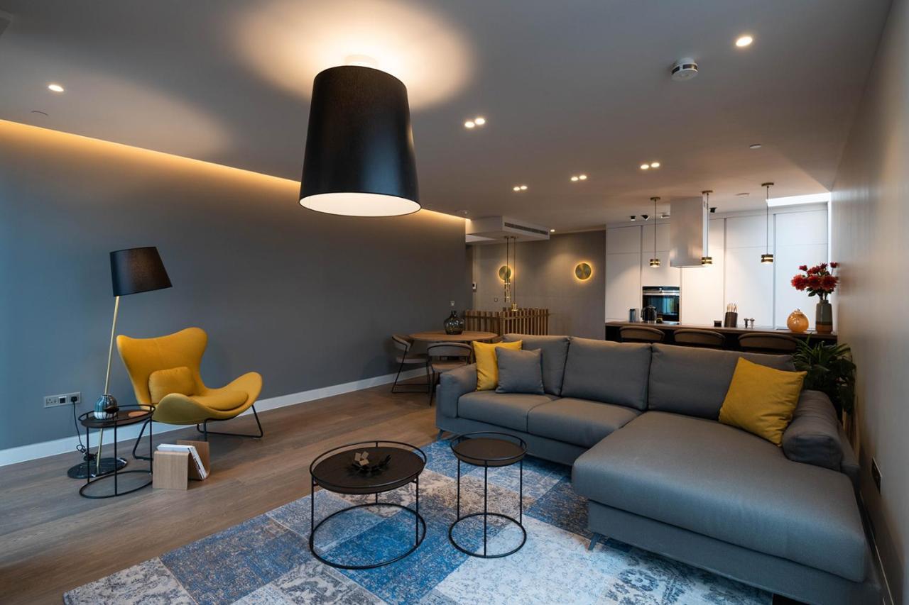 Apartment Mirabilis - Bayham Place London