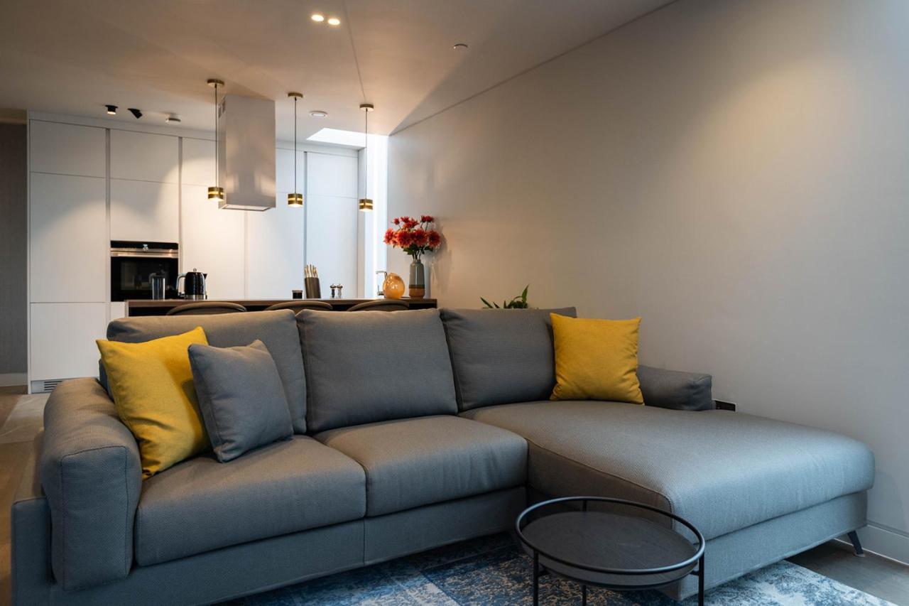 Mirabilis - Bayham Place Apartment