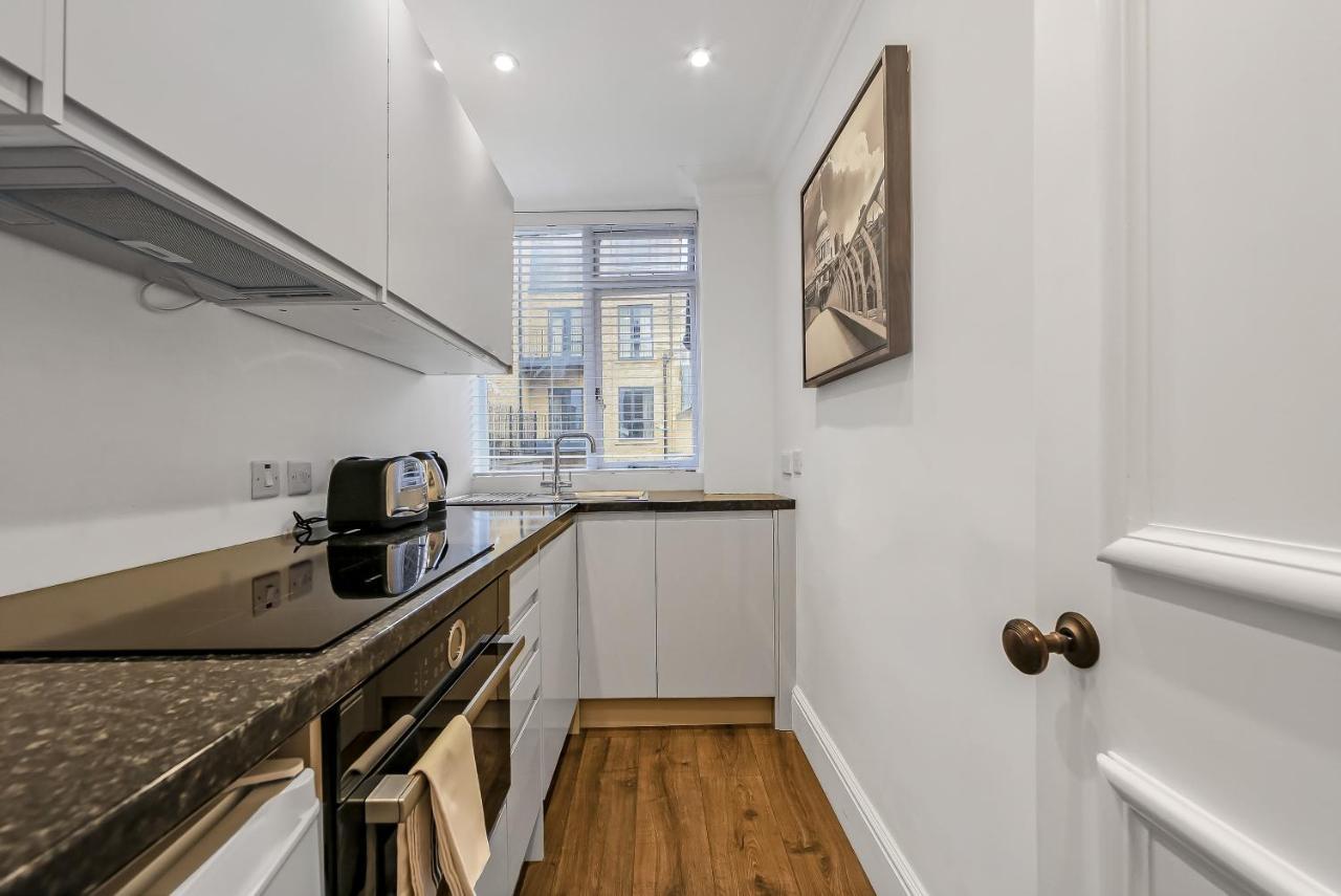 Apartment 10 Curzon Street By Mansley *