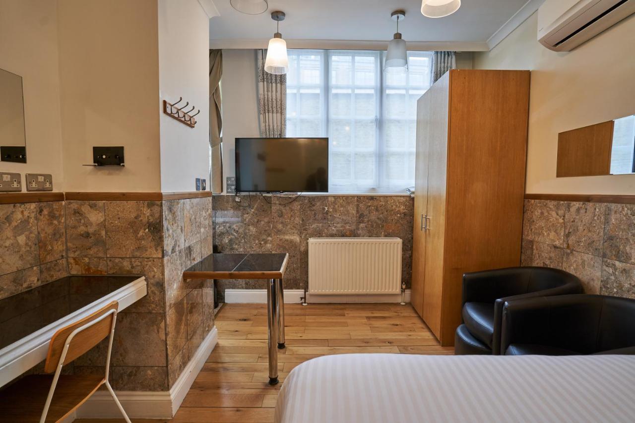 Savoy Apartment London