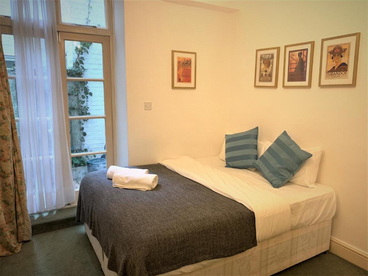 Hyde Park Serviced *