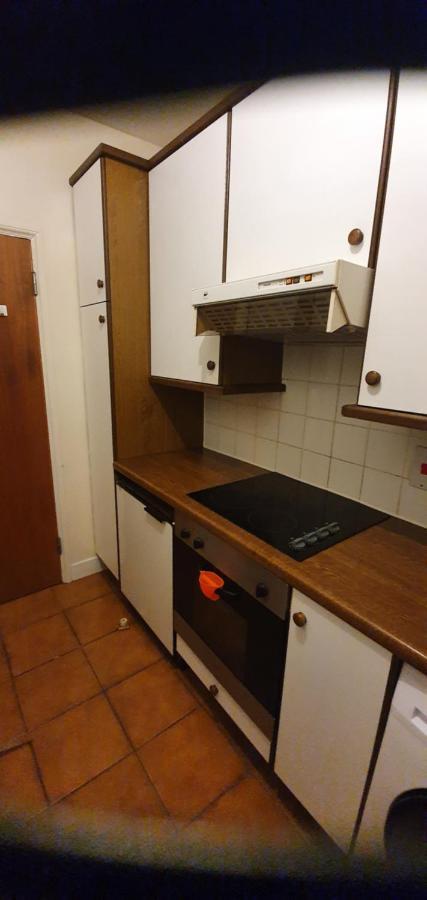Apartment 8 Sandringham Court *