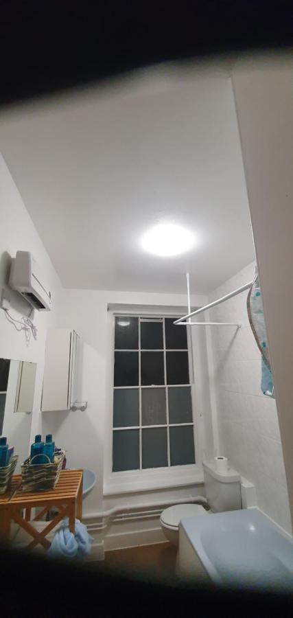 Apartment 8 Sandringham Court *