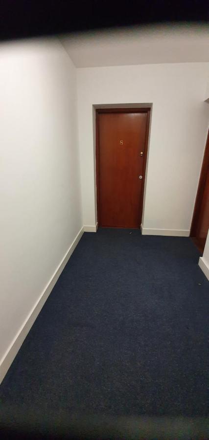 8 Sandringham Court Apartment