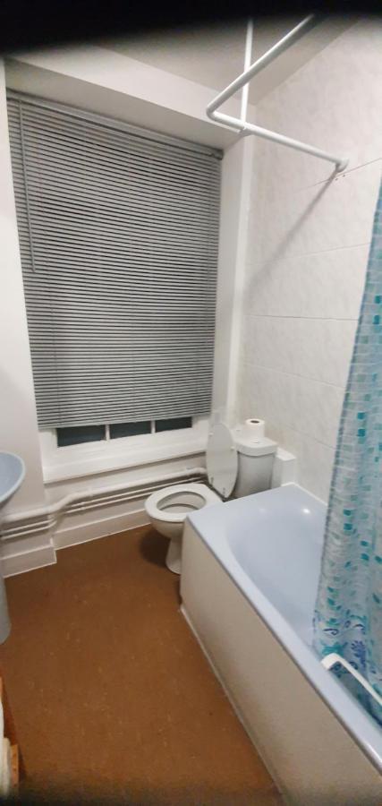 8 Sandringham Court Apartment *