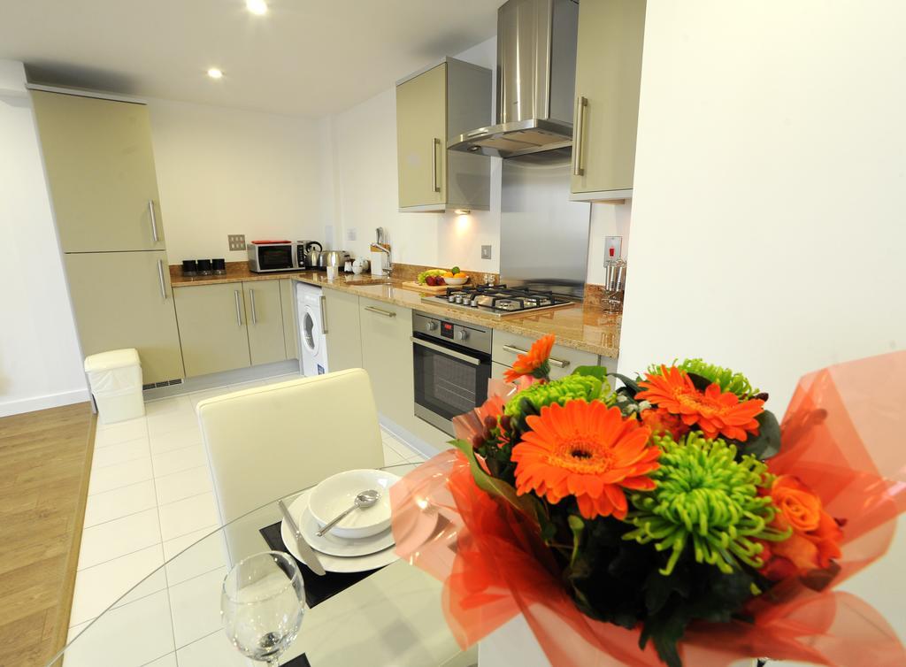 Apple Apartments Limehouse Basin Apartment London