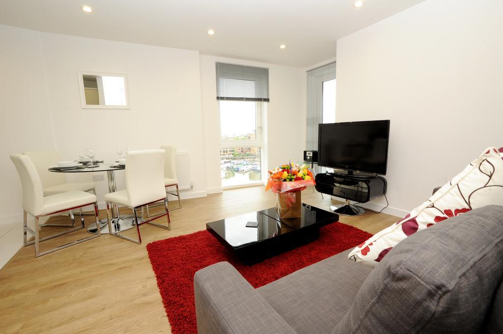 Apple Apartments Limehouse Basin Apartment London