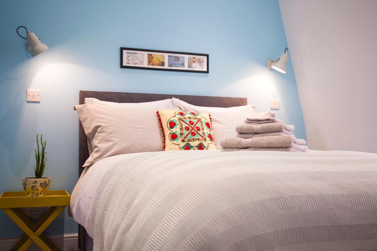 Casa de hóspedes Luxury Bed Just Off The Canal *