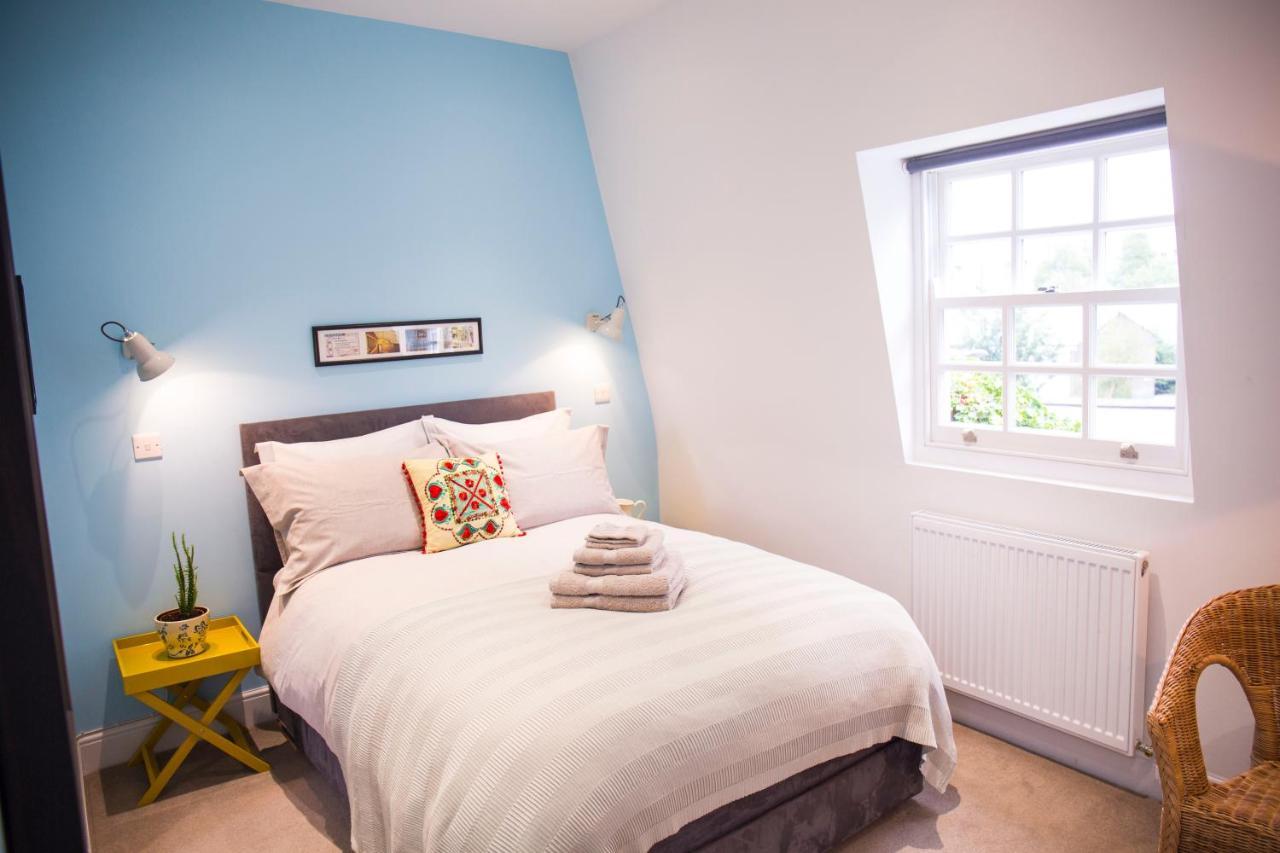 Luxury Bed Just Off The Canal * Londres