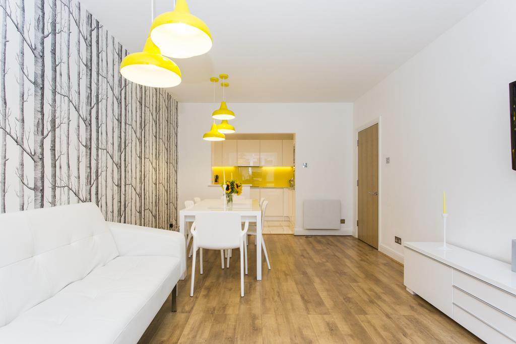 Apartment Dream House - City