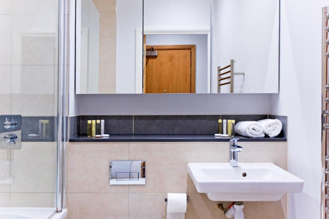 Highbury Holloway - Conveinent Location London